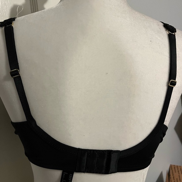 Natori bra - Picture 7 of 7